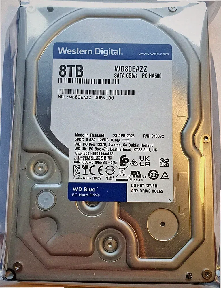 8 TB SATA Western Digital WD80EAZZ-00BKLB0 5640RPM 128MB HDD 3.5" Hard Drive New