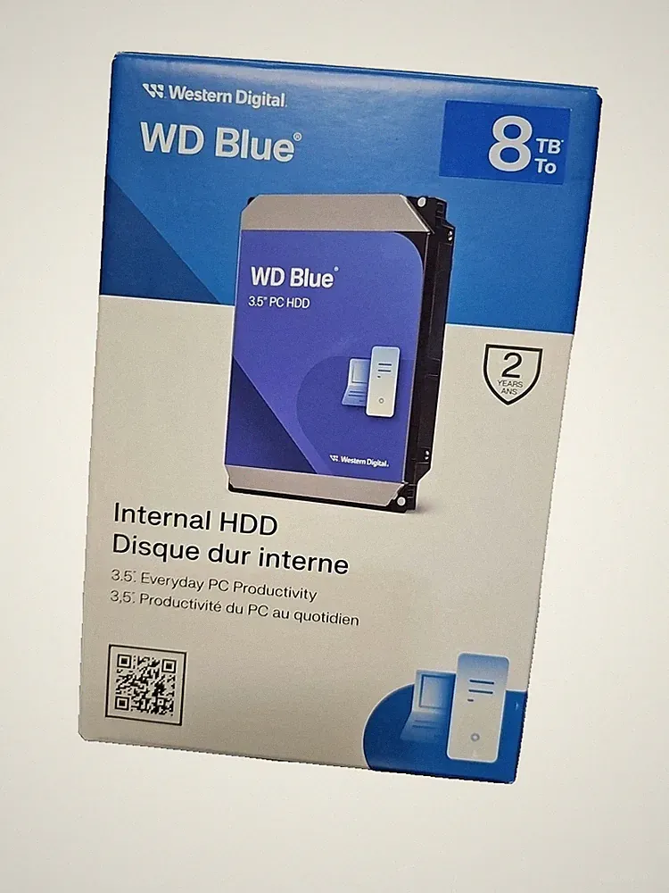 Western Digital WD - Blue 8TB WD80EAAZ Internal Hard Drive for Desktops